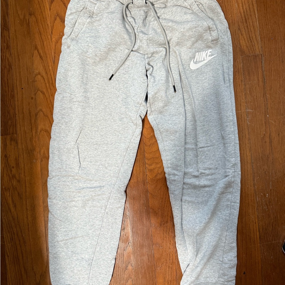 Nike Women’s Gray Jogger Pants